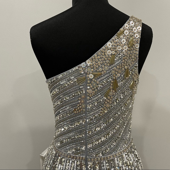 Mac Duggal 5220 Silver Sequin One Shoulder Gown 6 - Picture 10 of 10
